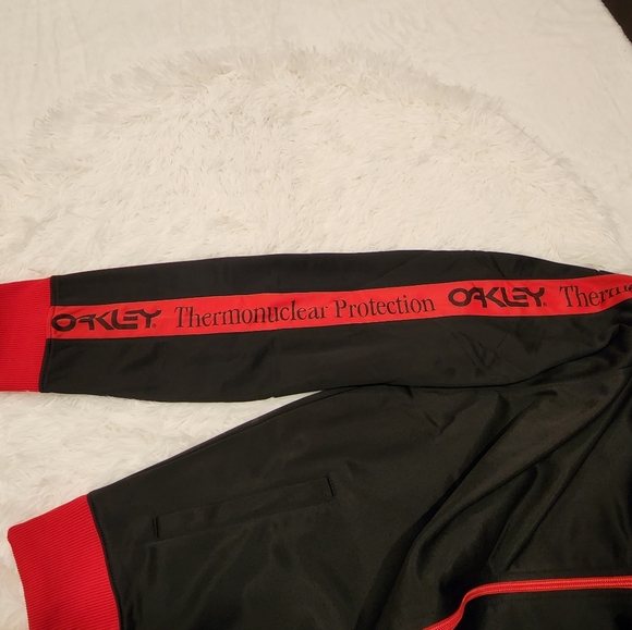 Oakley Thermonuclear Protection Track Jacket/XL/Blk Red - Picture 10 of 15